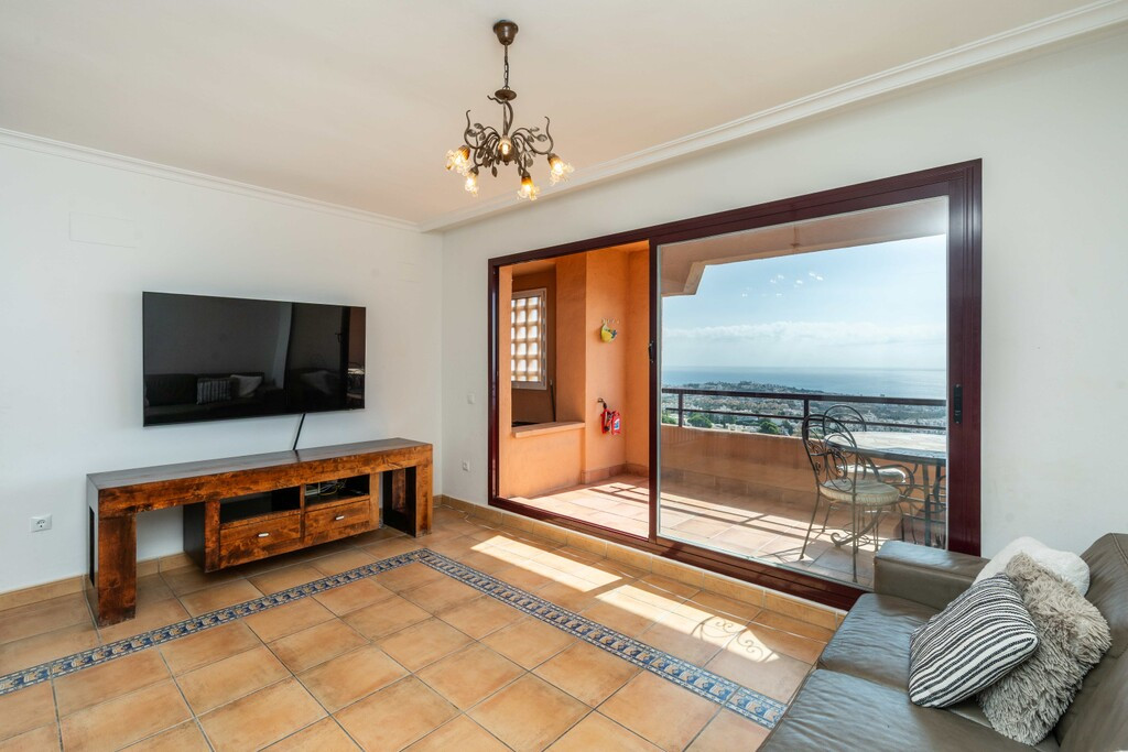 Duplex te koop in Calahonda | 2 slaapkamers H5513359