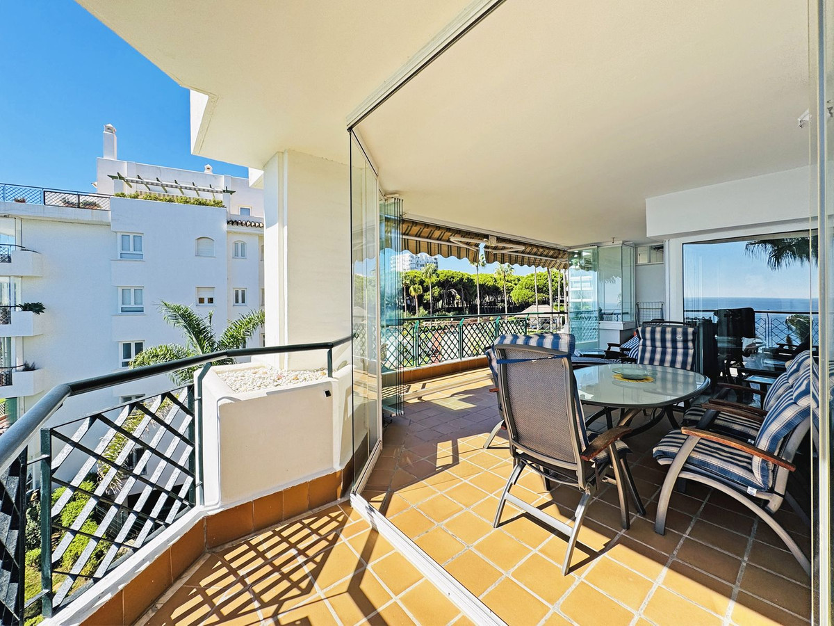 Appartement te koop in Calahonda | 3 slaapkamers H5516920