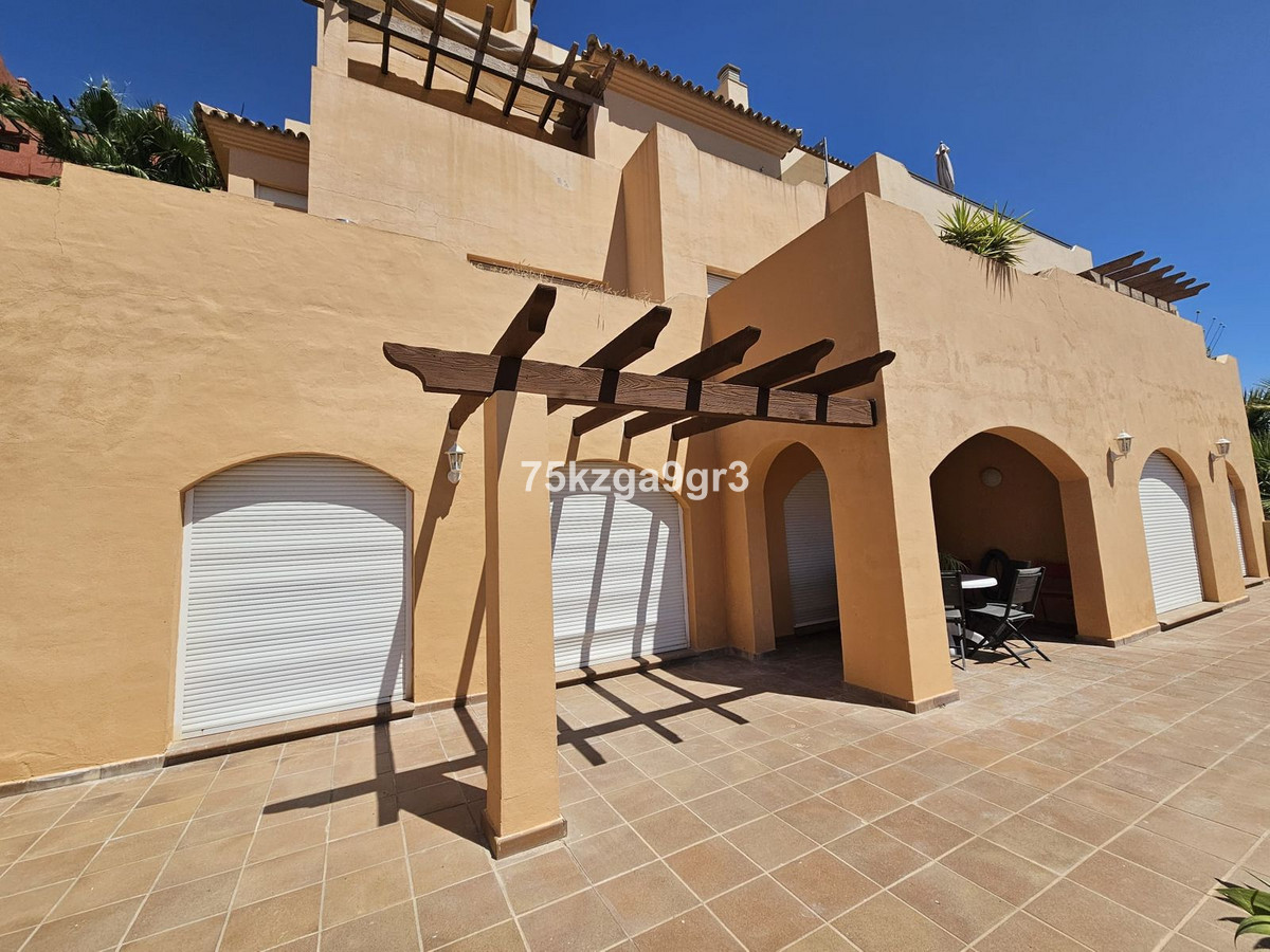 Appartement te koop in Calahonda | 2 slaapkamers H5523247