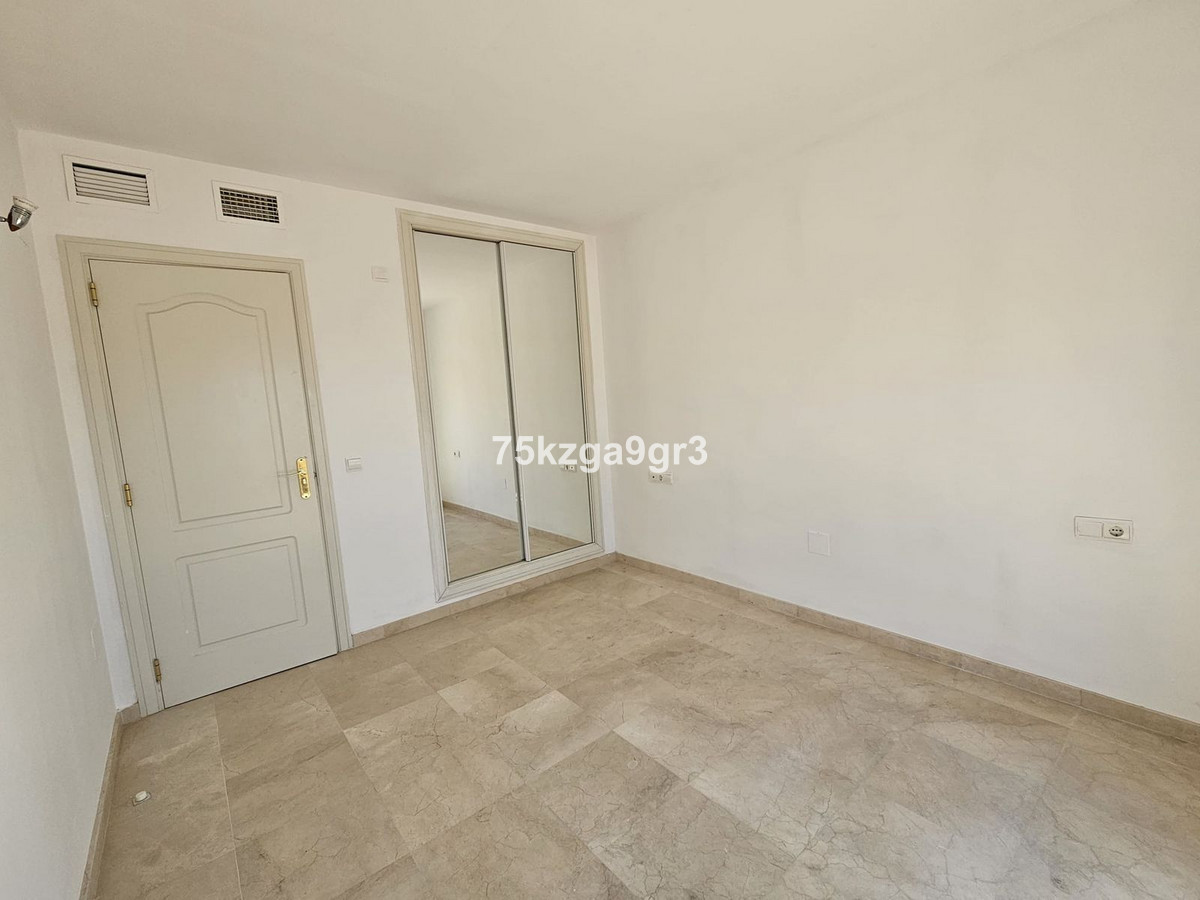 Appartement te koop in Calahonda | 2 slaapkamers H5523247