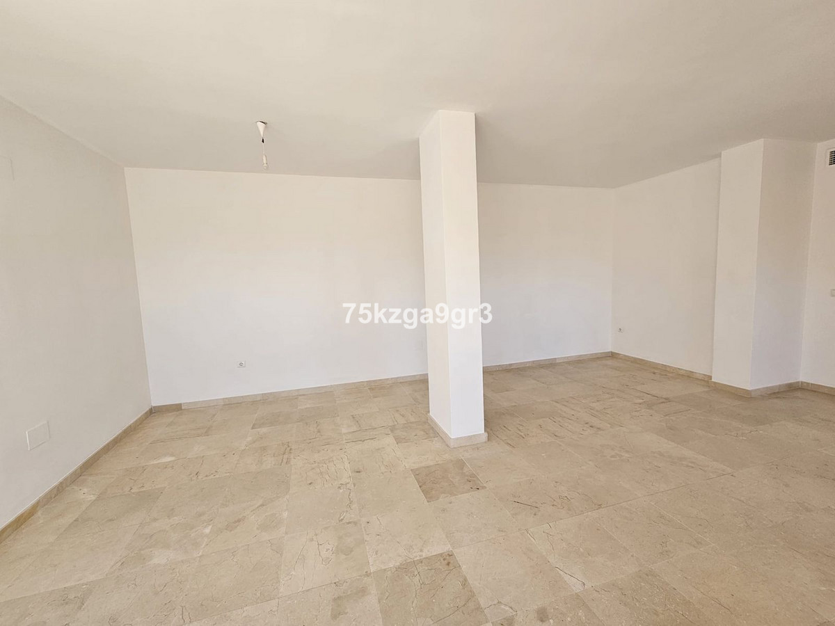 Appartement te koop in Calahonda | 2 slaapkamers H5523247