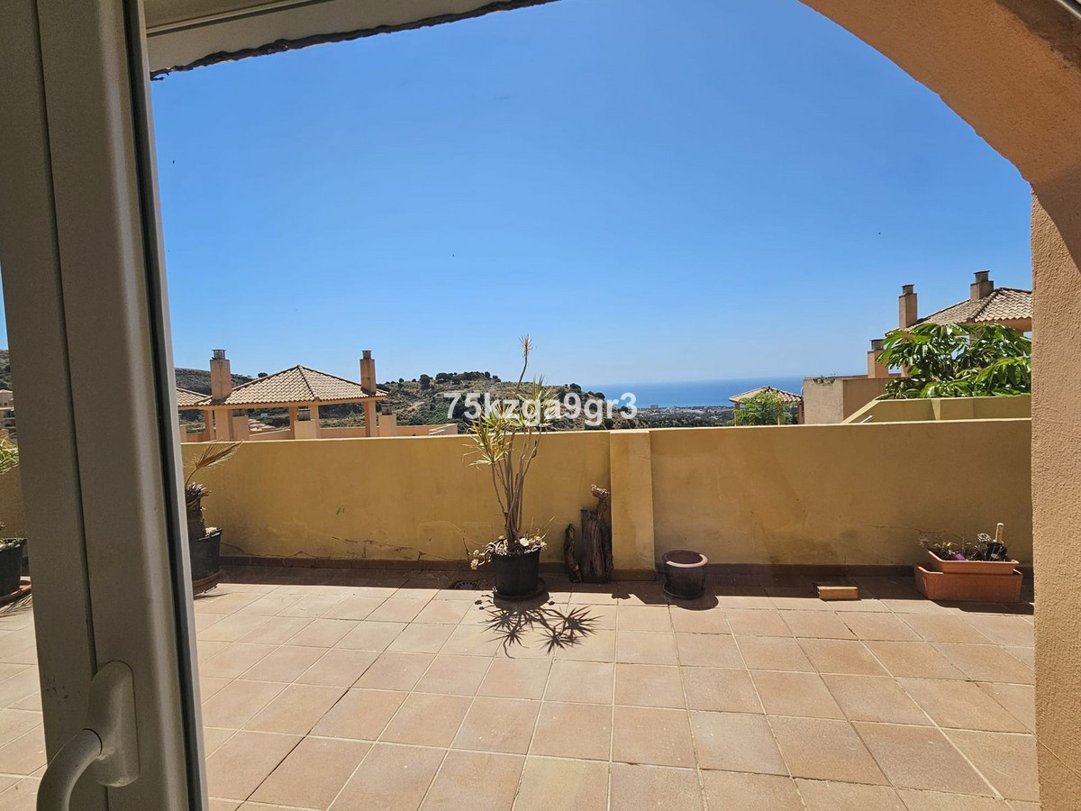 Appartement te koop in Calahonda | 2 slaapkamers H5523247