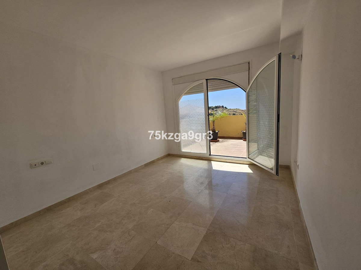 Appartement te koop in Calahonda | 2 slaapkamers H5523247