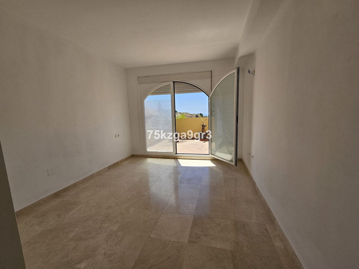 Appartement te koop in Calahonda | 2 slaapkamers H5523247