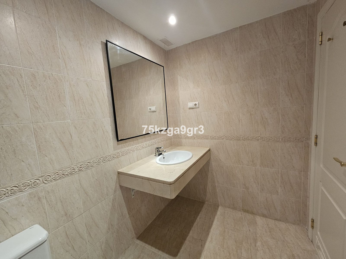 Appartement te koop in Calahonda | 2 slaapkamers H5523247