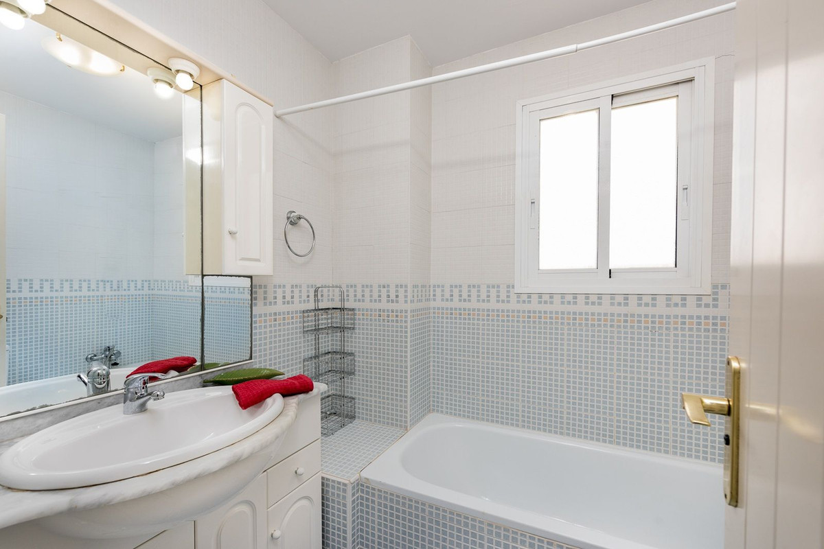 Appartement te koop in Calahonda | 2 slaapkamers H5523523