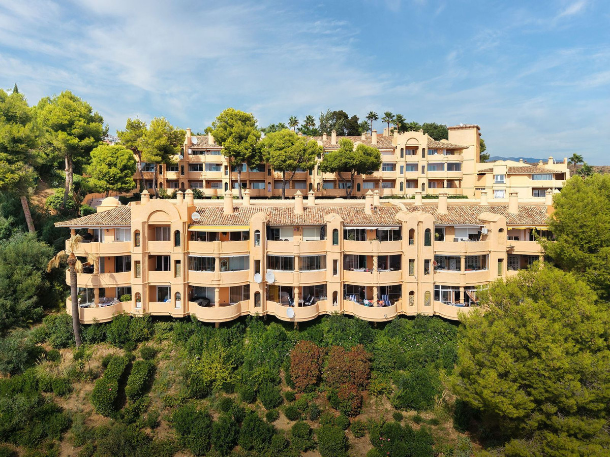 Appartement te koop in Calahonda | 2 slaapkamers H5523886