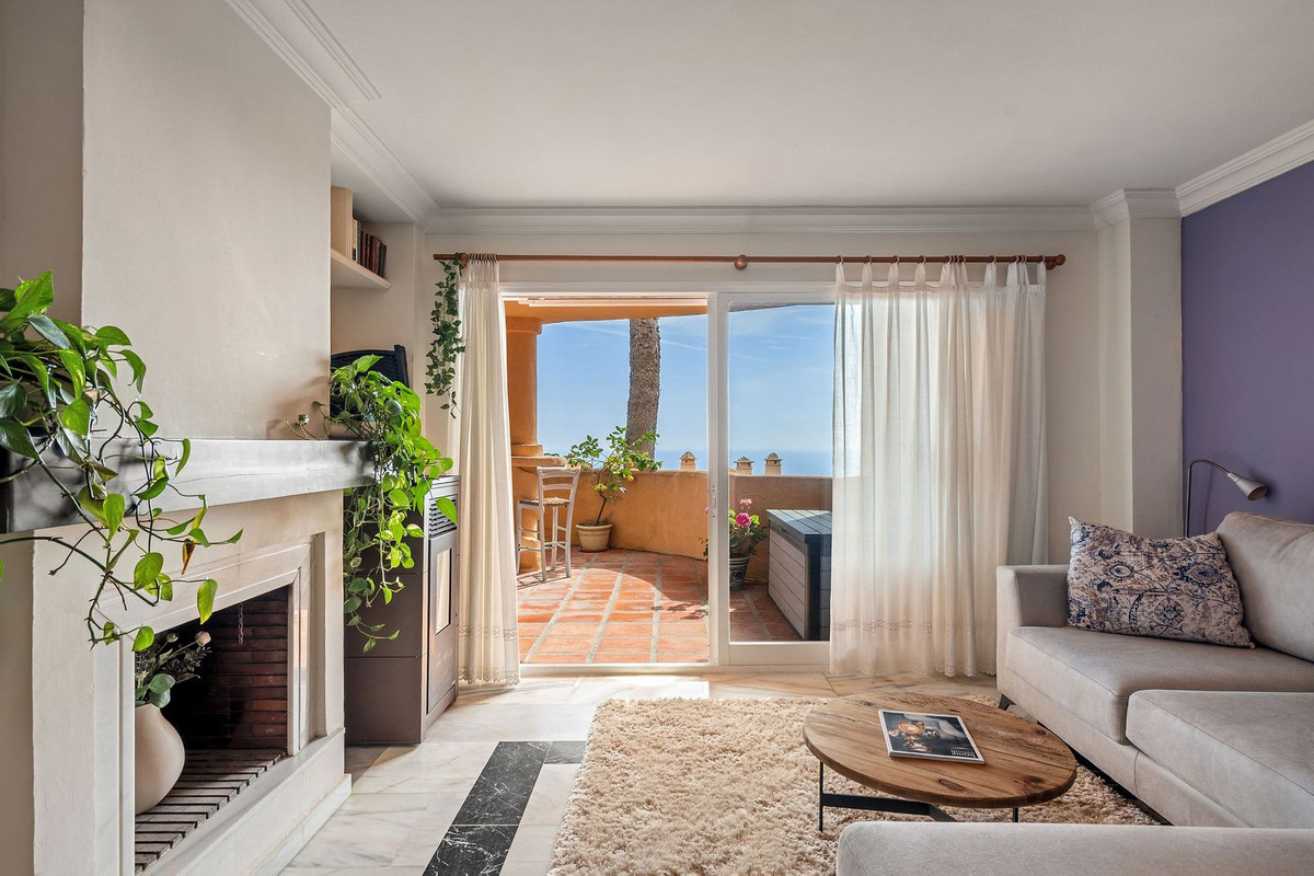Appartement te koop in Calahonda | 2 slaapkamers H5523886