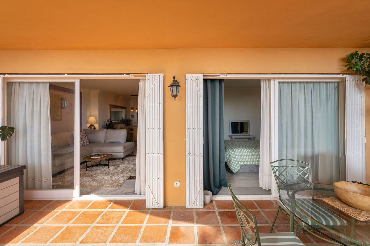 Appartement te koop in Calahonda | 2 slaapkamers H5523886