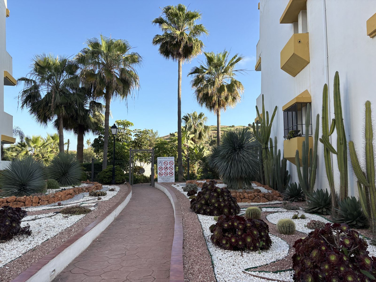 Penthouse in Calanova Golf-25