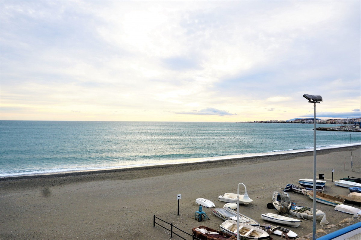 Appartement te koop in Caleta de Vélez | 2 slaapkamers H3979039