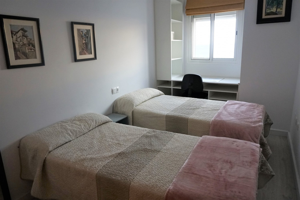 Appartement te koop in Caleta de Vélez | 2 slaapkamers H3979039