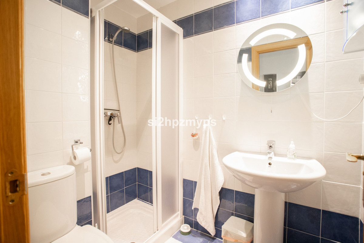 Appartement te koop in Caleta de Vélez | 2 slaapkamers H5346877