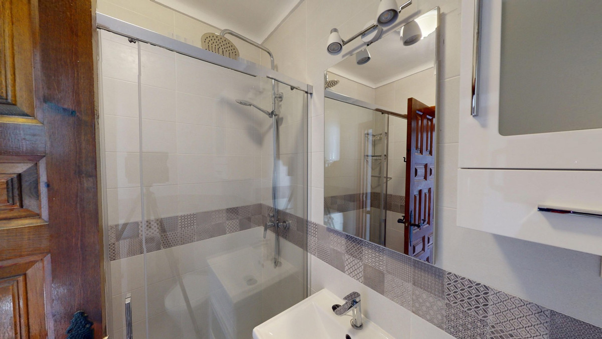 Appartement te koop in Caleta de Vélez | 2 slaapkamers H5393500