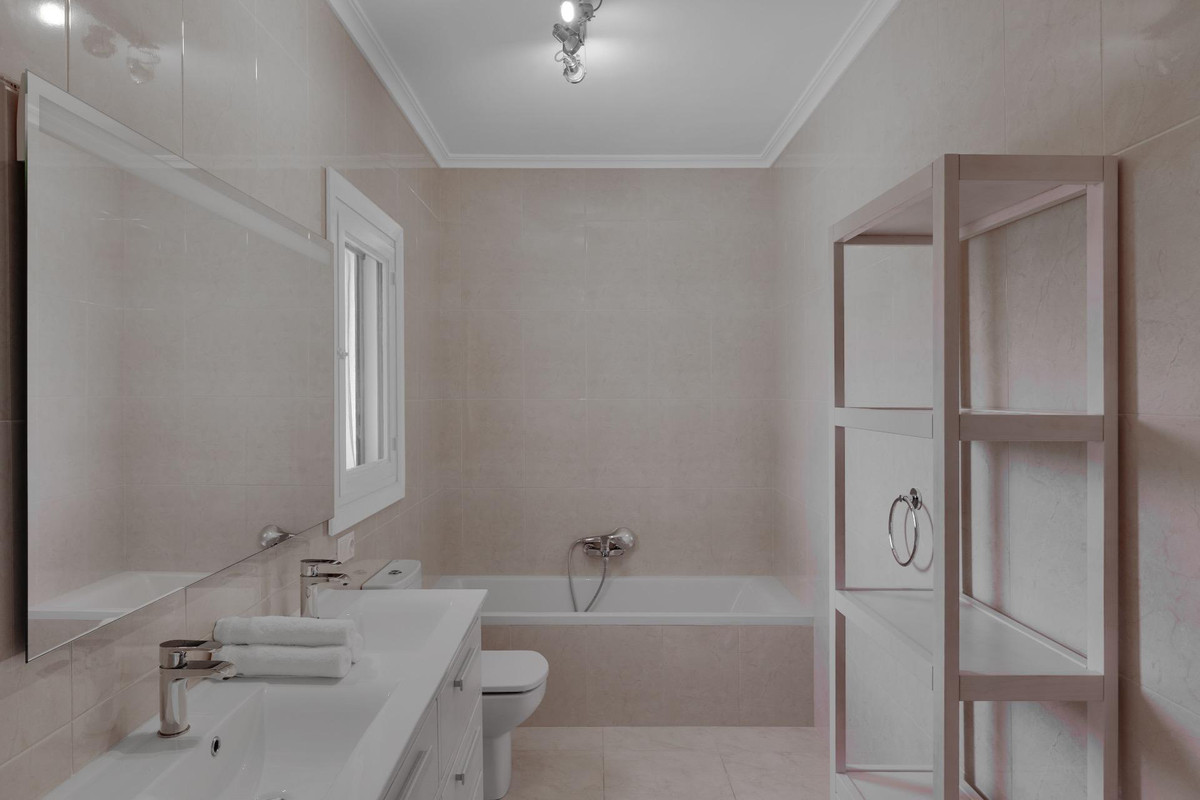 Bungalow te koop in Calpe | 6 slaapkamers H5289979