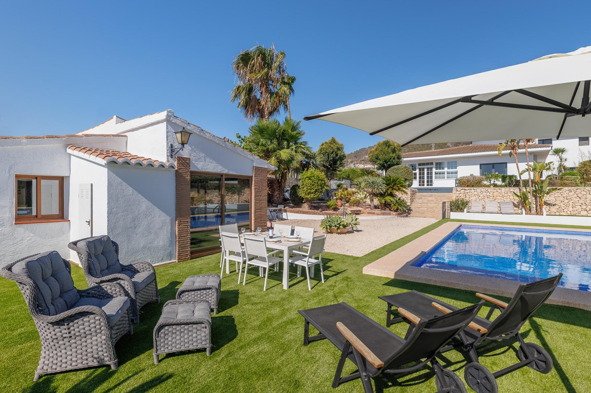 Bungalow te koop in Calpe | 6 slaapkamers H5289979