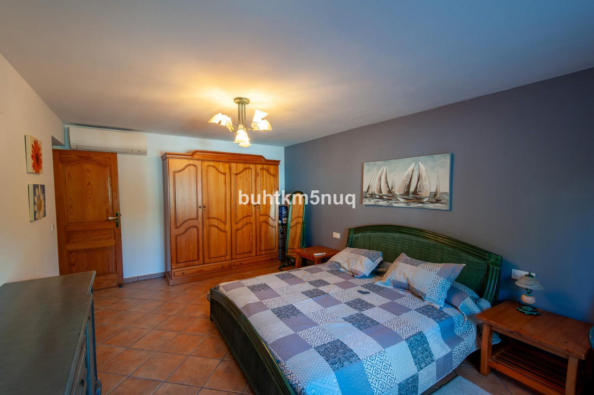 Vrijstaande Villa te koop in Calpe | 4 slaapkamers H5298445