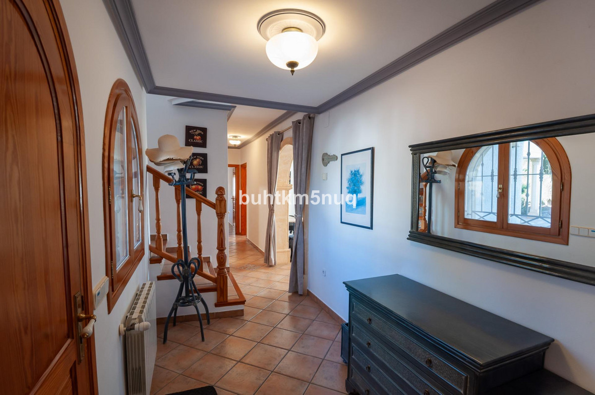 Vrijstaande Villa te koop in Calpe | 4 slaapkamers H5298445