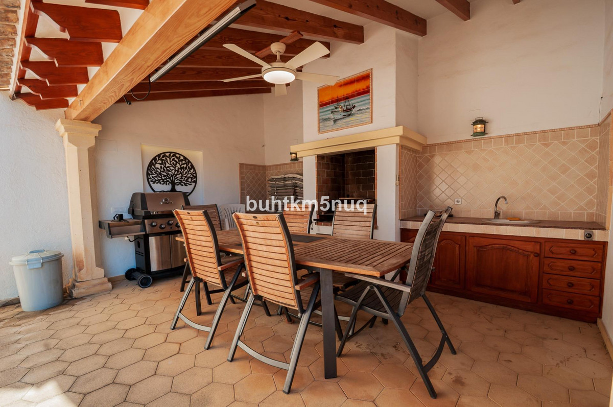 Vrijstaande Villa te koop in Calpe | 4 slaapkamers H5298445