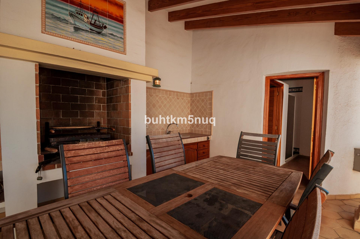 Vrijstaande Villa te koop in Calpe | 4 slaapkamers H5298445