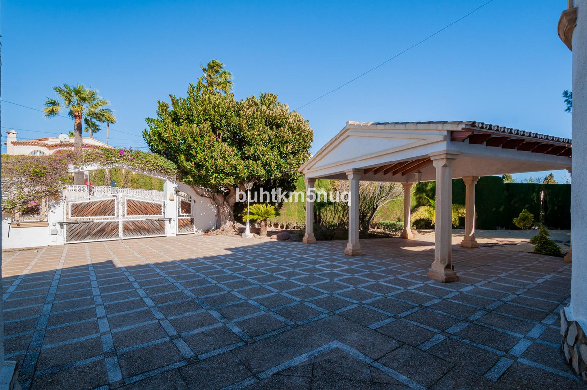 Vrijstaande Villa te koop in Calpe | 4 slaapkamers H5298445