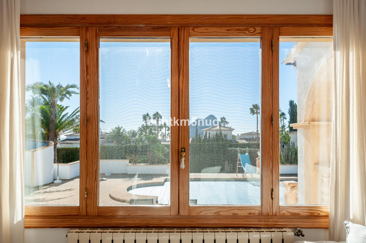 Vrijstaande Villa te koop in Calpe | 4 slaapkamers H5298445