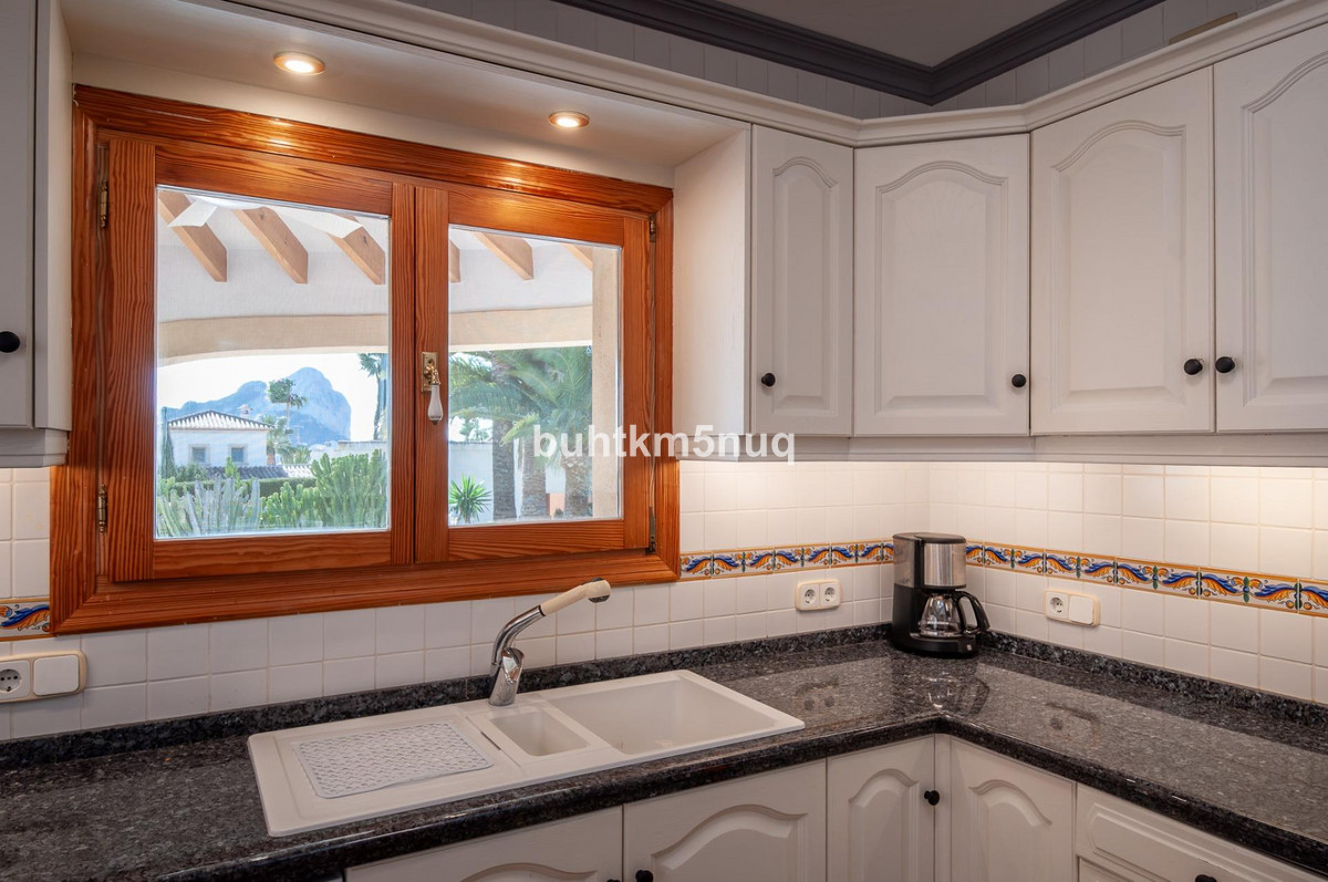 Vrijstaande Villa te koop in Calpe | 4 slaapkamers H5298445