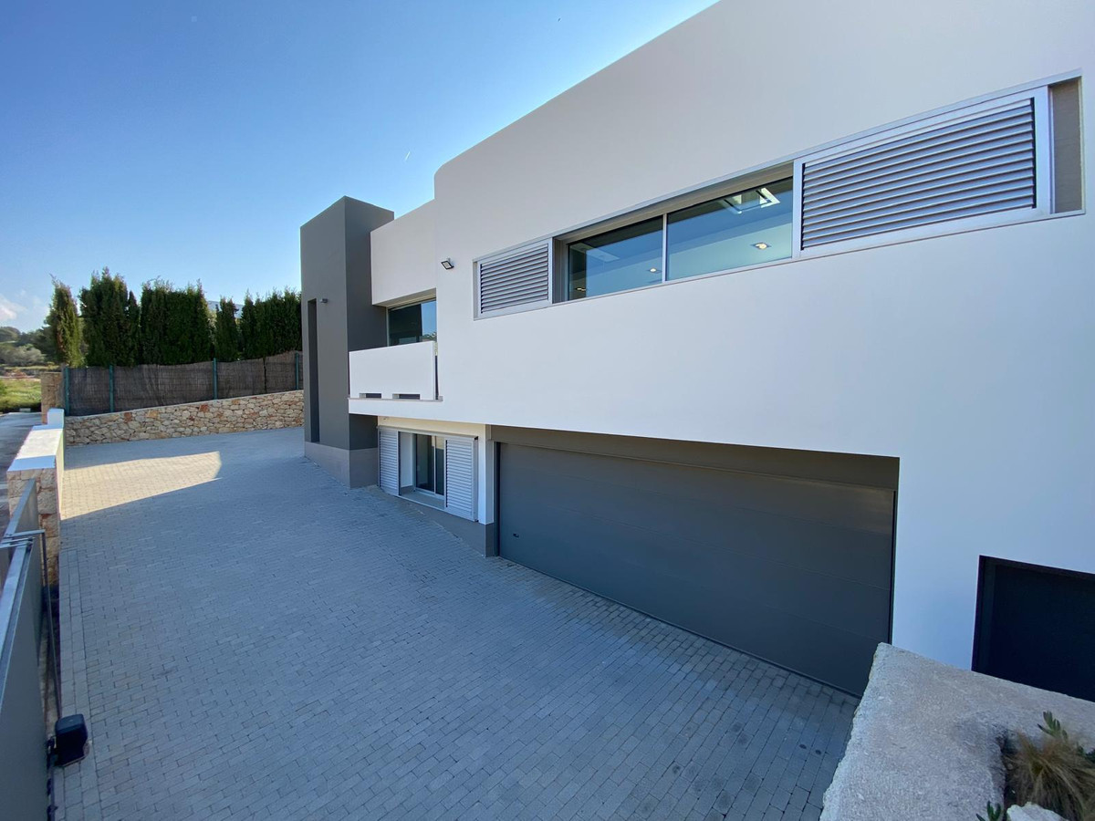 Vrijstaande Villa te koop in Calpe | 4 slaapkamers H5384716