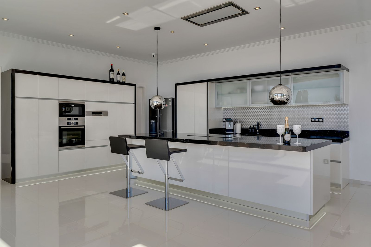 Appartement te koop in Calpe | 4 slaapkamers H5388220