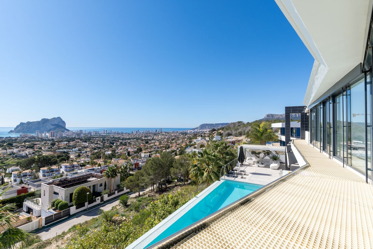 Appartement te koop in Calpe | 4 slaapkamers H5388220