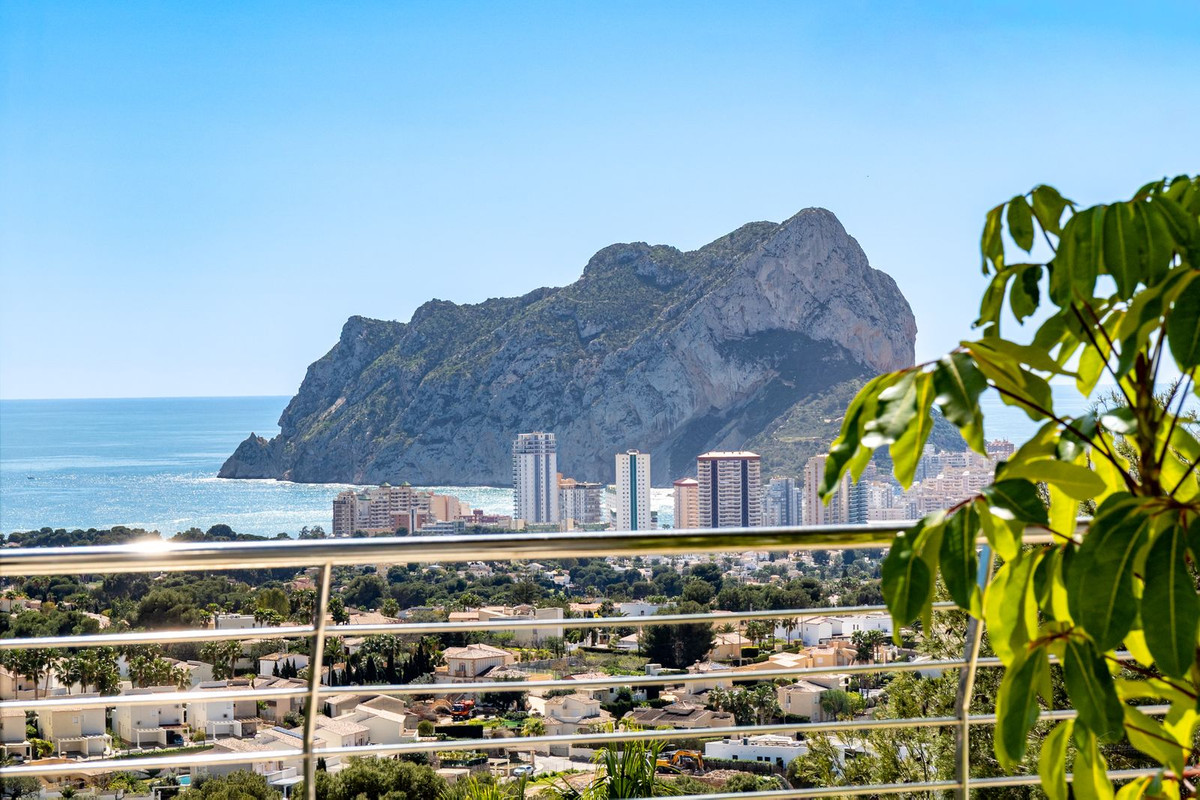 Appartement te koop in Calpe | 4 slaapkamers H5388220