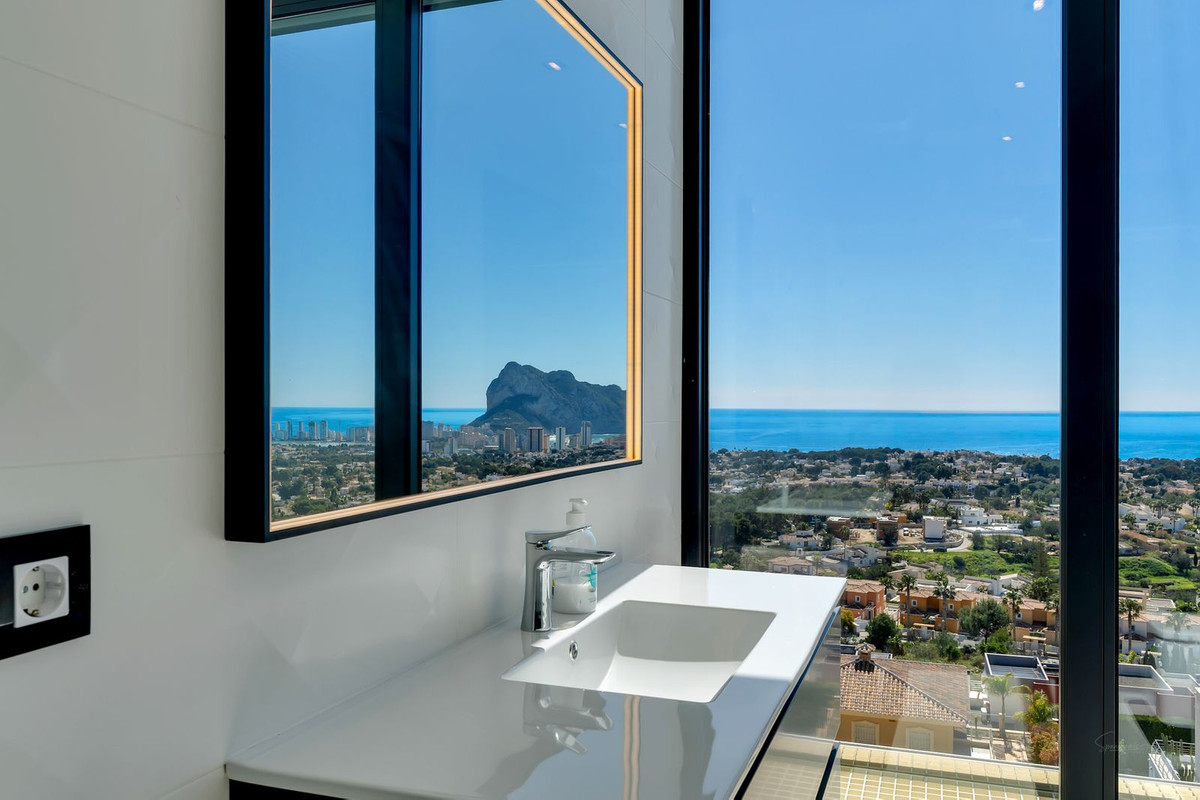 Appartement te koop in Calpe | 4 slaapkamers H5388220