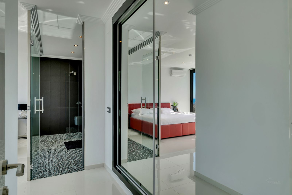 Appartement te koop in Calpe | 4 slaapkamers H5388220