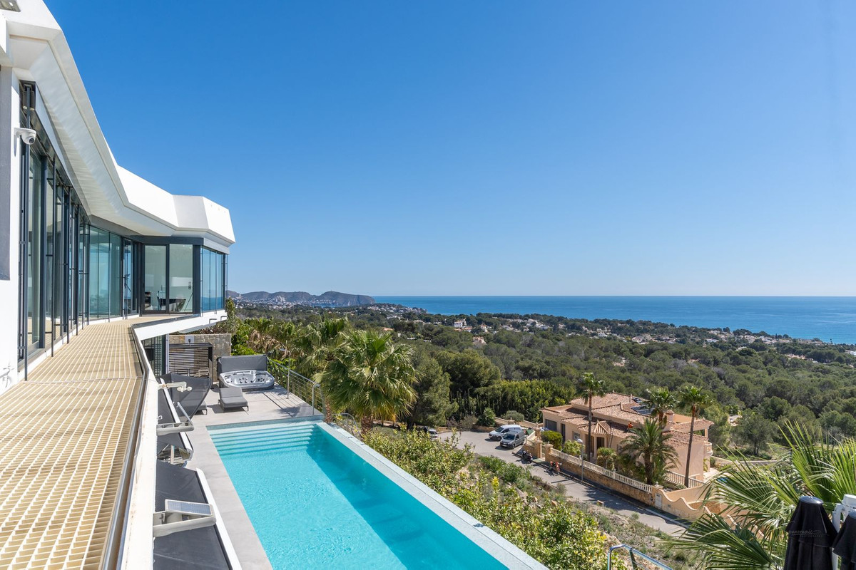 Appartement te koop in Calpe | 4 slaapkamers H5388220