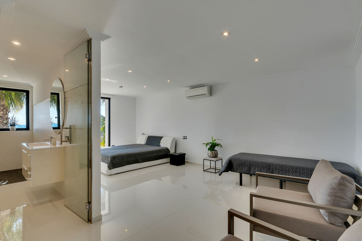 Appartement te koop in Calpe | 4 slaapkamers H5388220