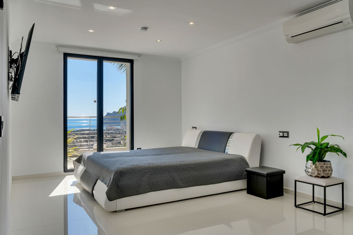Appartement te koop in Calpe | 4 slaapkamers H5388220
