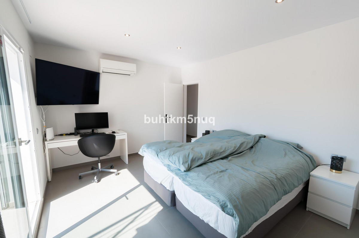 Appartement te koop in Calpe | 4 slaapkamers H5444521
