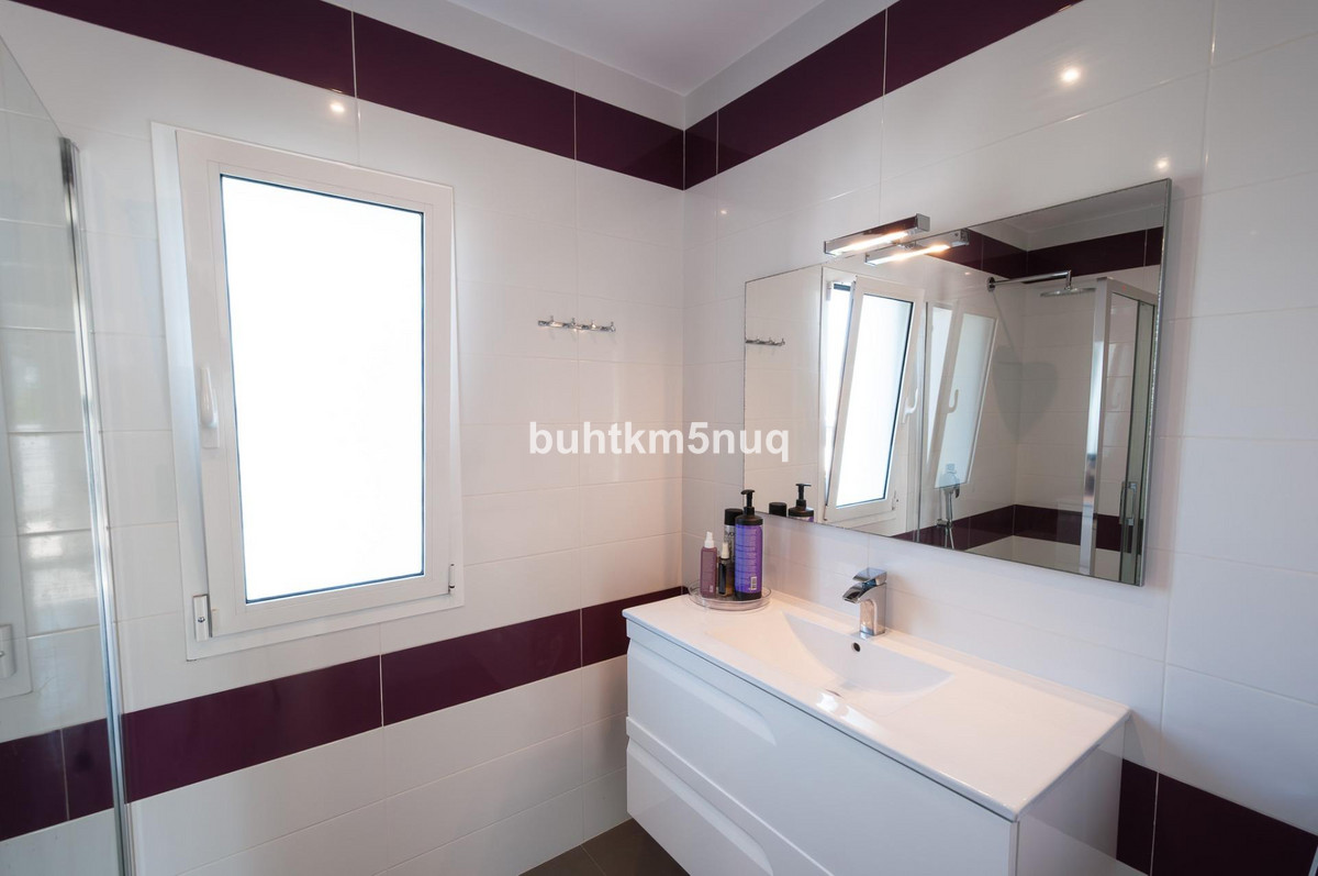 Appartement te koop in Calpe | 4 slaapkamers H5444521