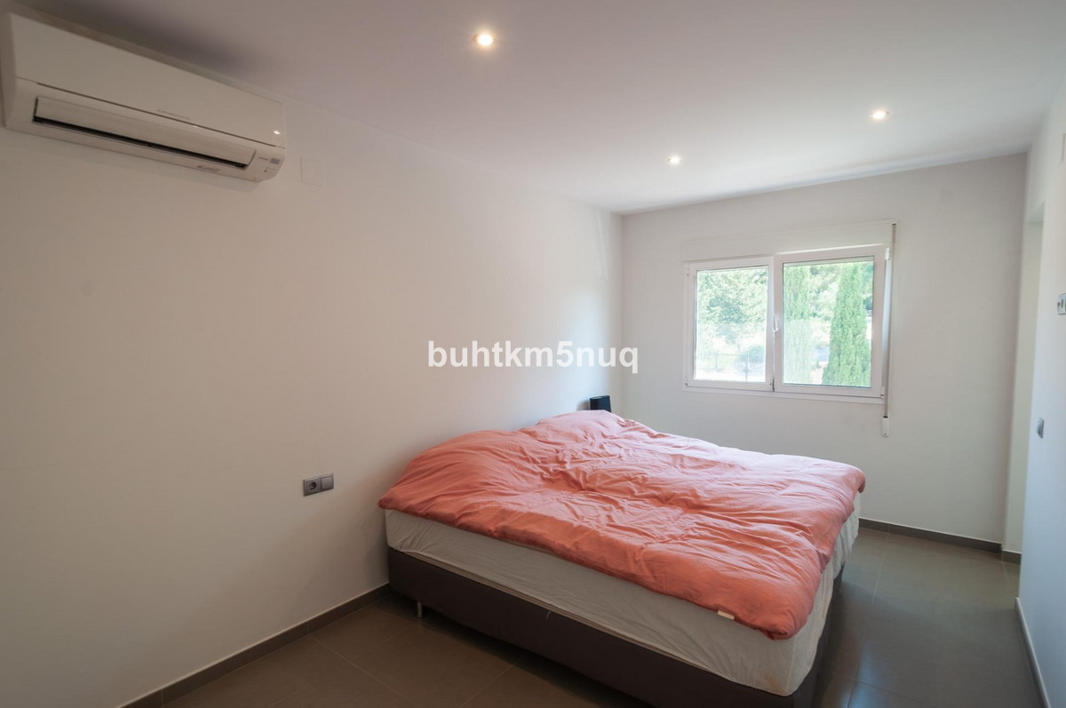 Appartement te koop in Calpe | 4 slaapkamers H5444521