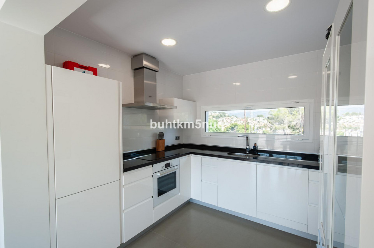 Appartement te koop in Calpe | 4 slaapkamers H5444521