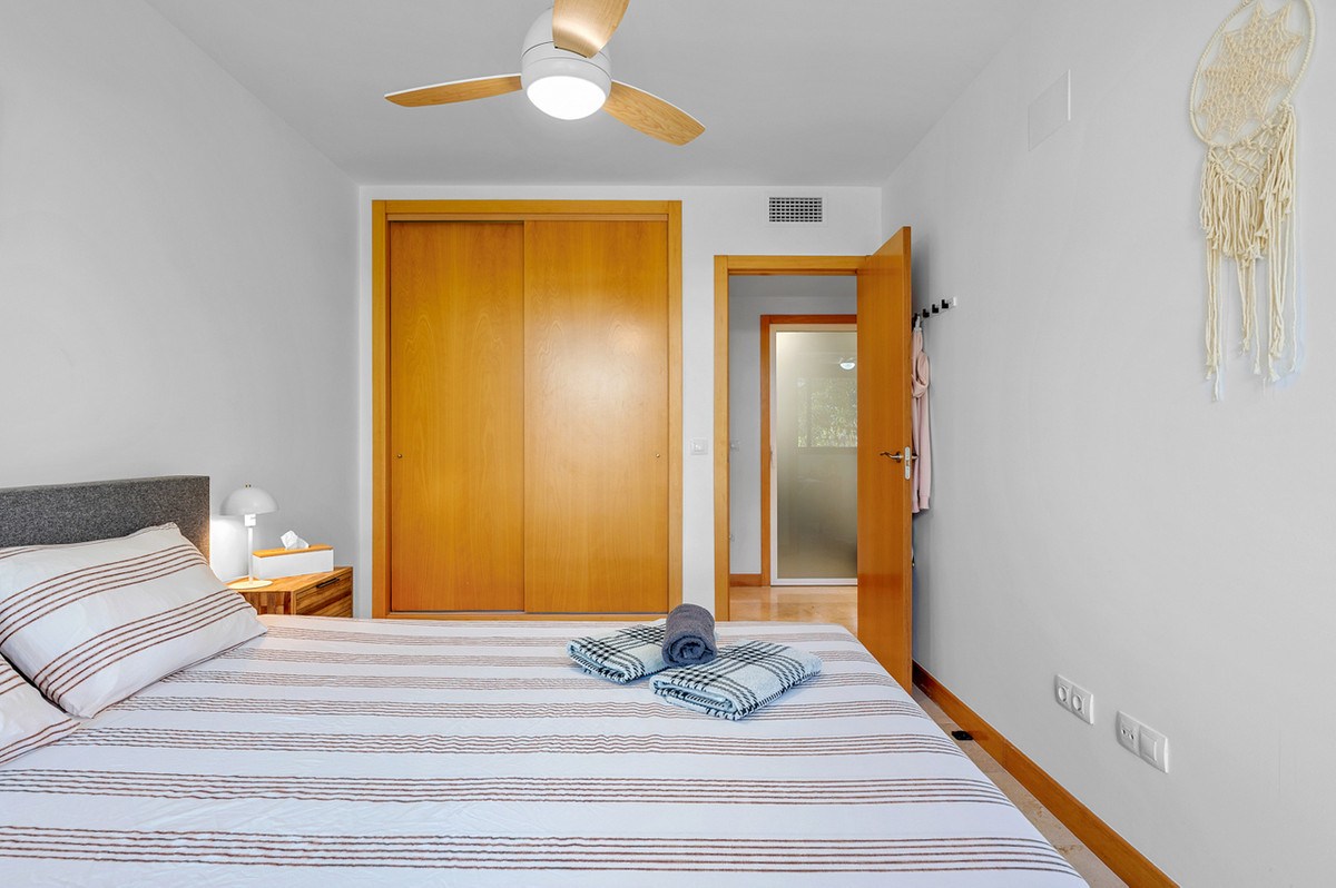 Appartement te koop in Campoamor | 2 slaapkamers H5244406