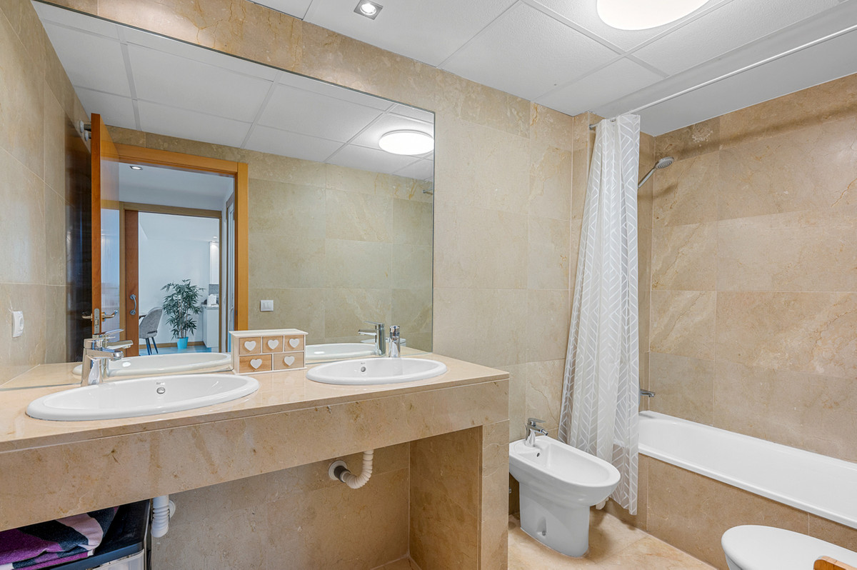 Appartement te koop in Campoamor | 2 slaapkamers H5244406