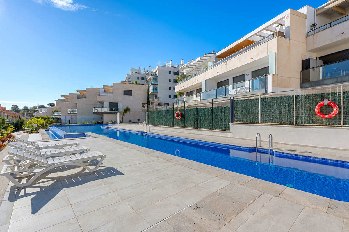 Appartement te koop in Campoamor | 2 slaapkamers H5244406