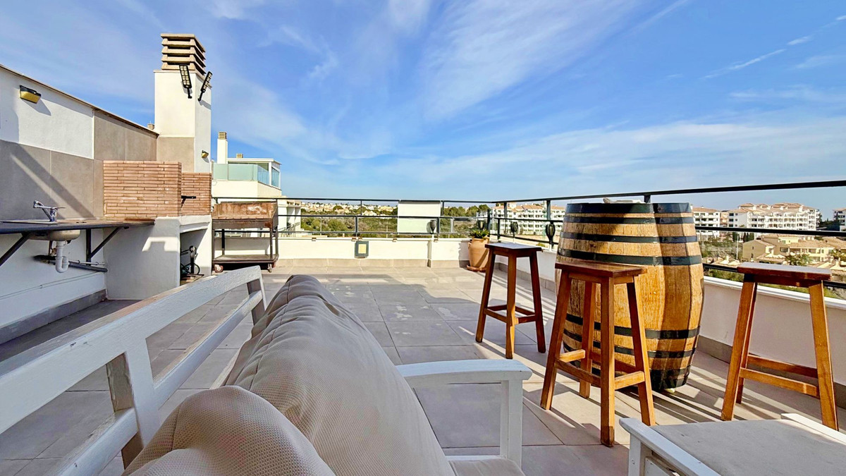 Penthouse te koop in Campoamor | 2 slaapkamers H5274457