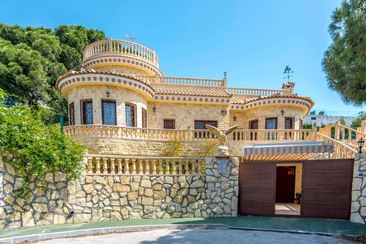 Appartement te koop in Campoamor | 4 slaapkamers H5393575
