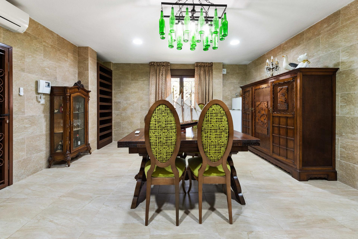 Appartement te koop in Campoamor | 4 slaapkamers H5393575