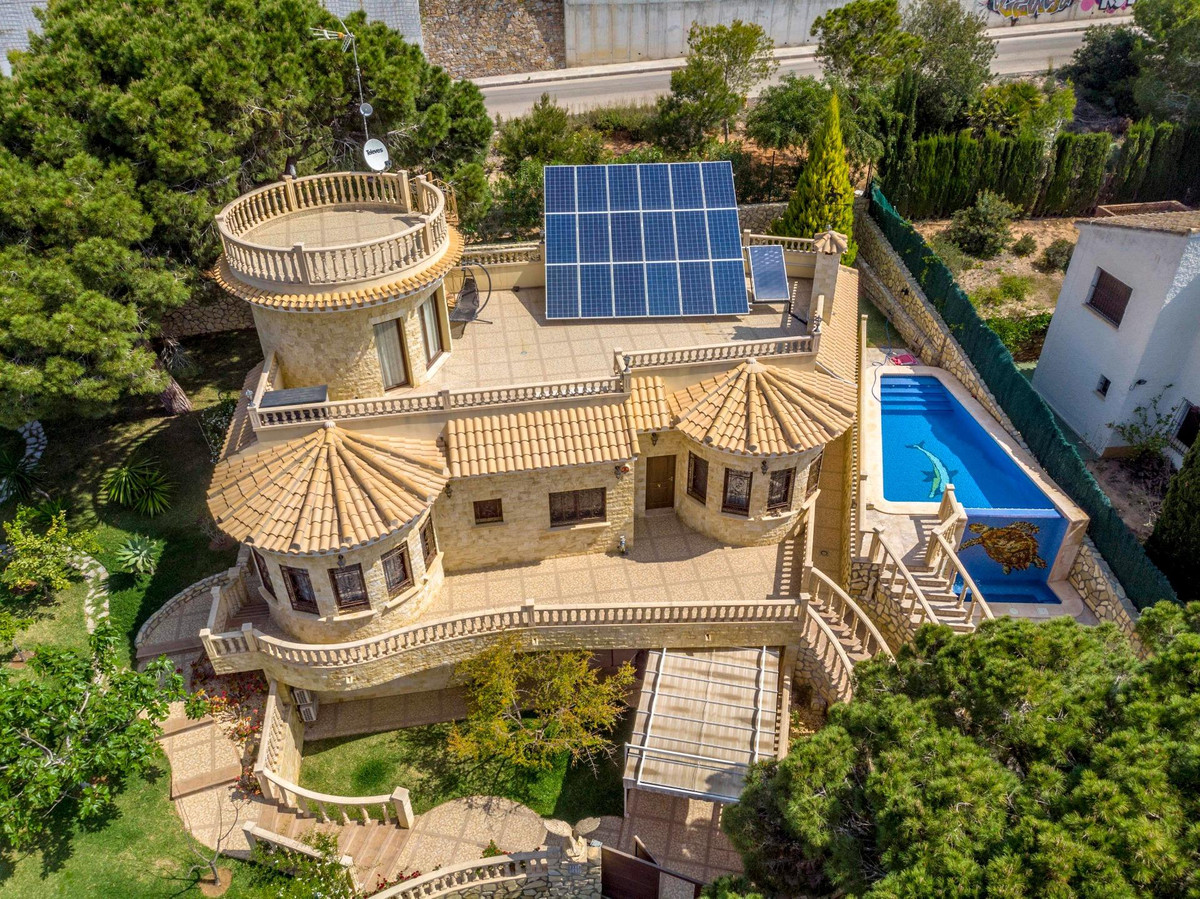 Appartement te koop in Campoamor | 4 slaapkamers H5393575