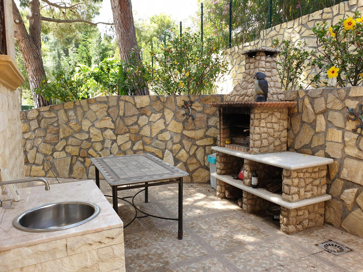 Appartement te koop in Campoamor | 4 slaapkamers H5393575