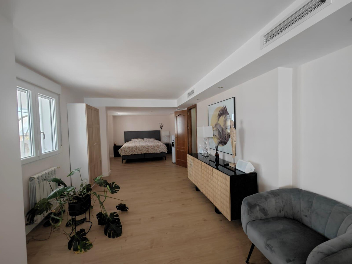 Huis te koop in Campoamor | 4 slaapkamers H5453653