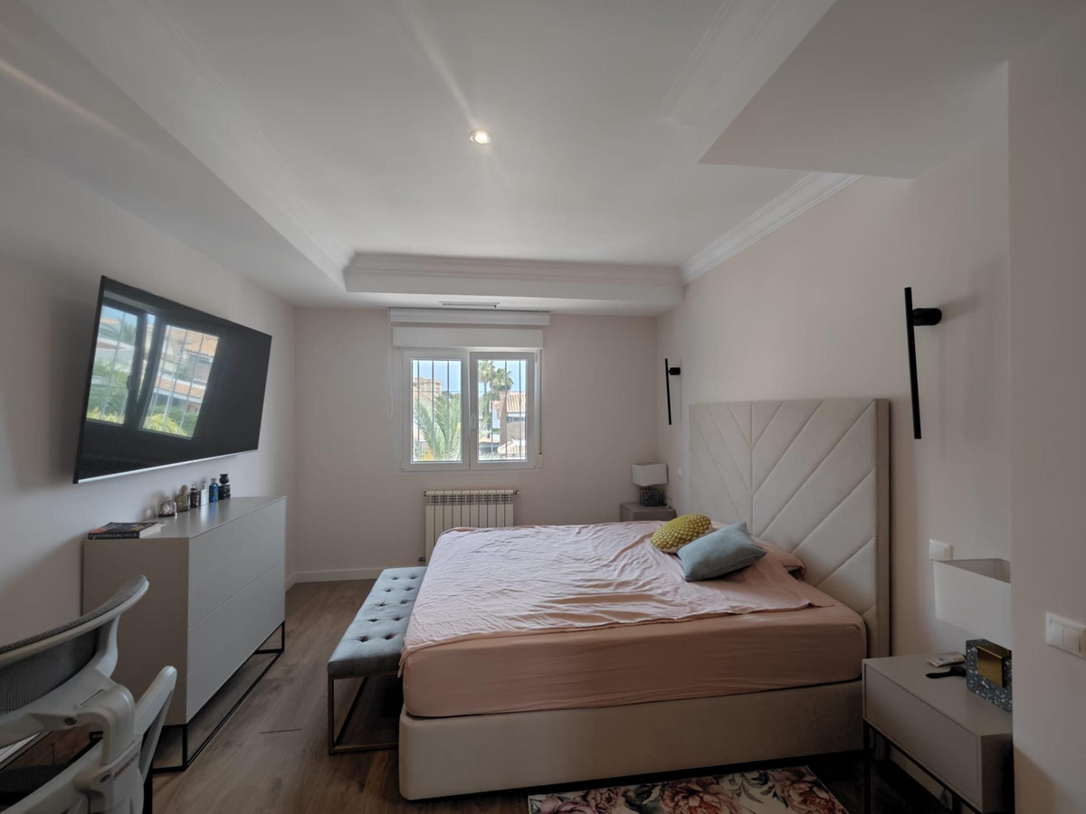 Huis te koop in Campoamor | 4 slaapkamers H5453653